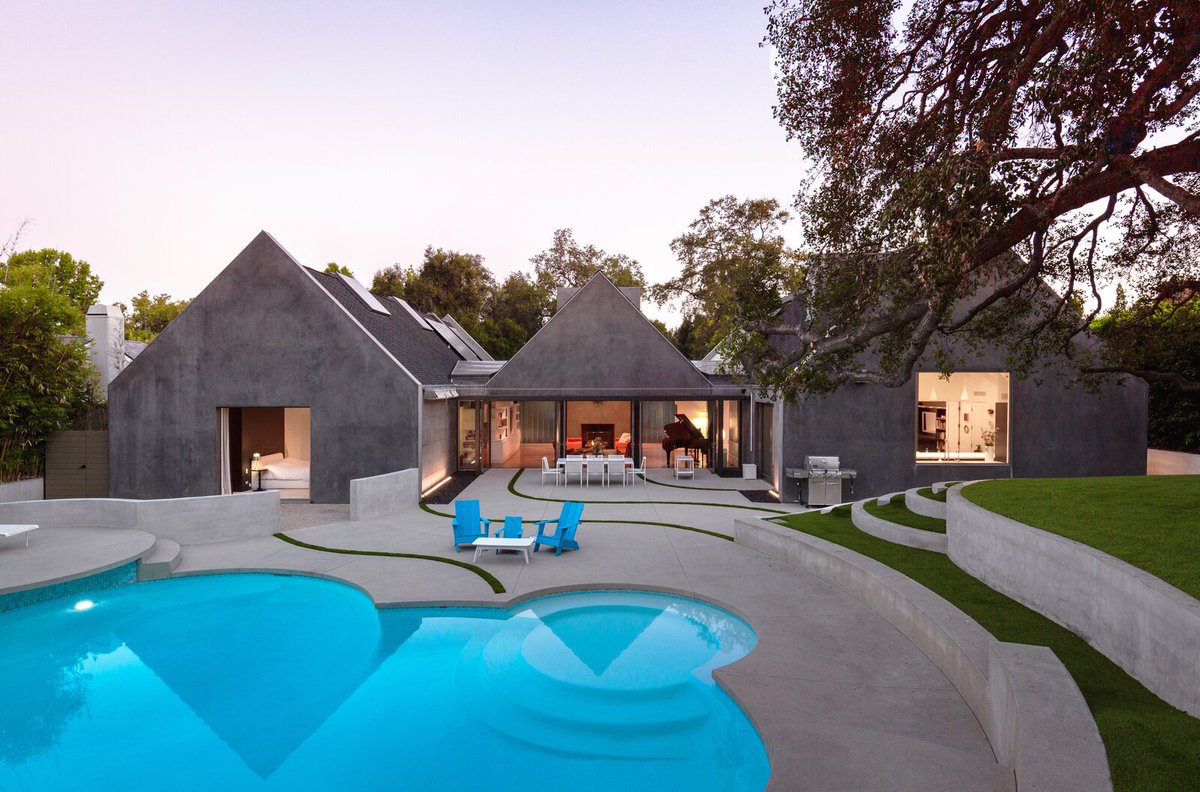 PSBowtieAgent's tweet photo. This Concrete Home Listed in L.A. Will Take Your Pool Parties to the Next Level 

Stephen Burchard | Platinum Star Properties
Contact info: https://t.co/UHAc0h7qXM
CalDRE #01320538
.
.
.
#stephenburchardrealestate #thedesertbowtierealtor #psp #platinumstarproperties #palmsprings https://t.co/sDts2wpLIc