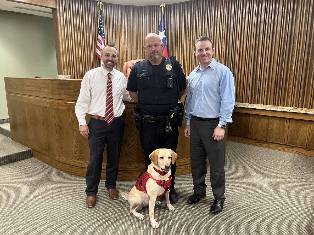The Sweetwater Police Department is pleased to welcome K9 Dasha. You can read more about her here: bit.ly/3CeLRsJ