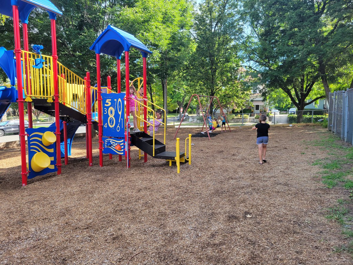 Sharp 5th Grade tweet media