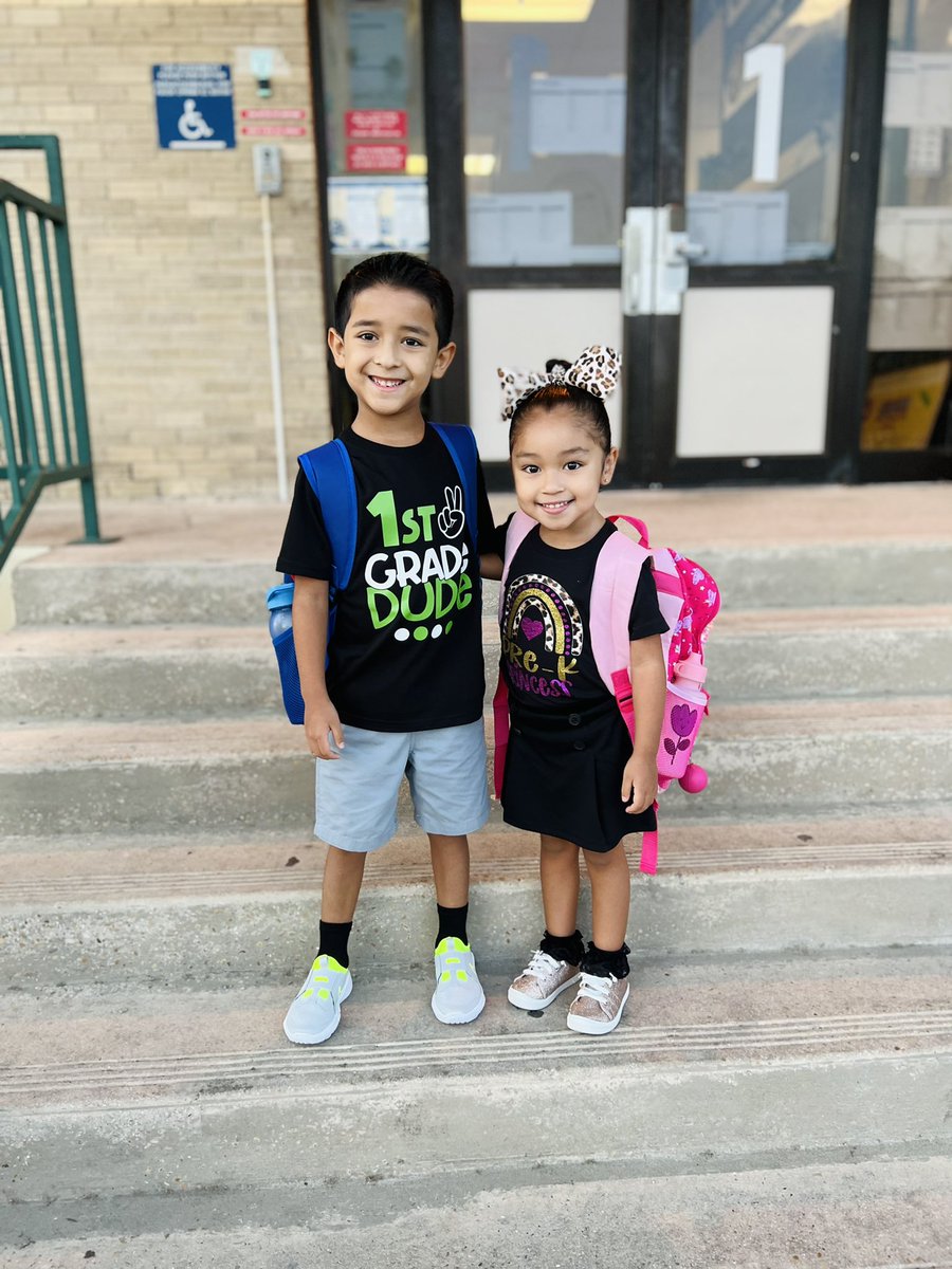 Happy first day of school to our Littles!!! ❤️ @the_real_adam2 #prek #1stgrade #SAISD