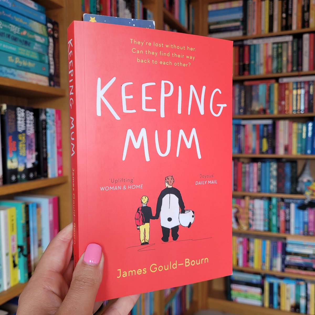 BookmadB's tweet photo. Next up...
Keeping Mum by James Gould-Bourn
As recommended by @diaryofabookmum for my #12bookrecs12friends
@TrapezeBooks #CurrentlyReading #KeepingMum https://t.co/l7n729k4PK