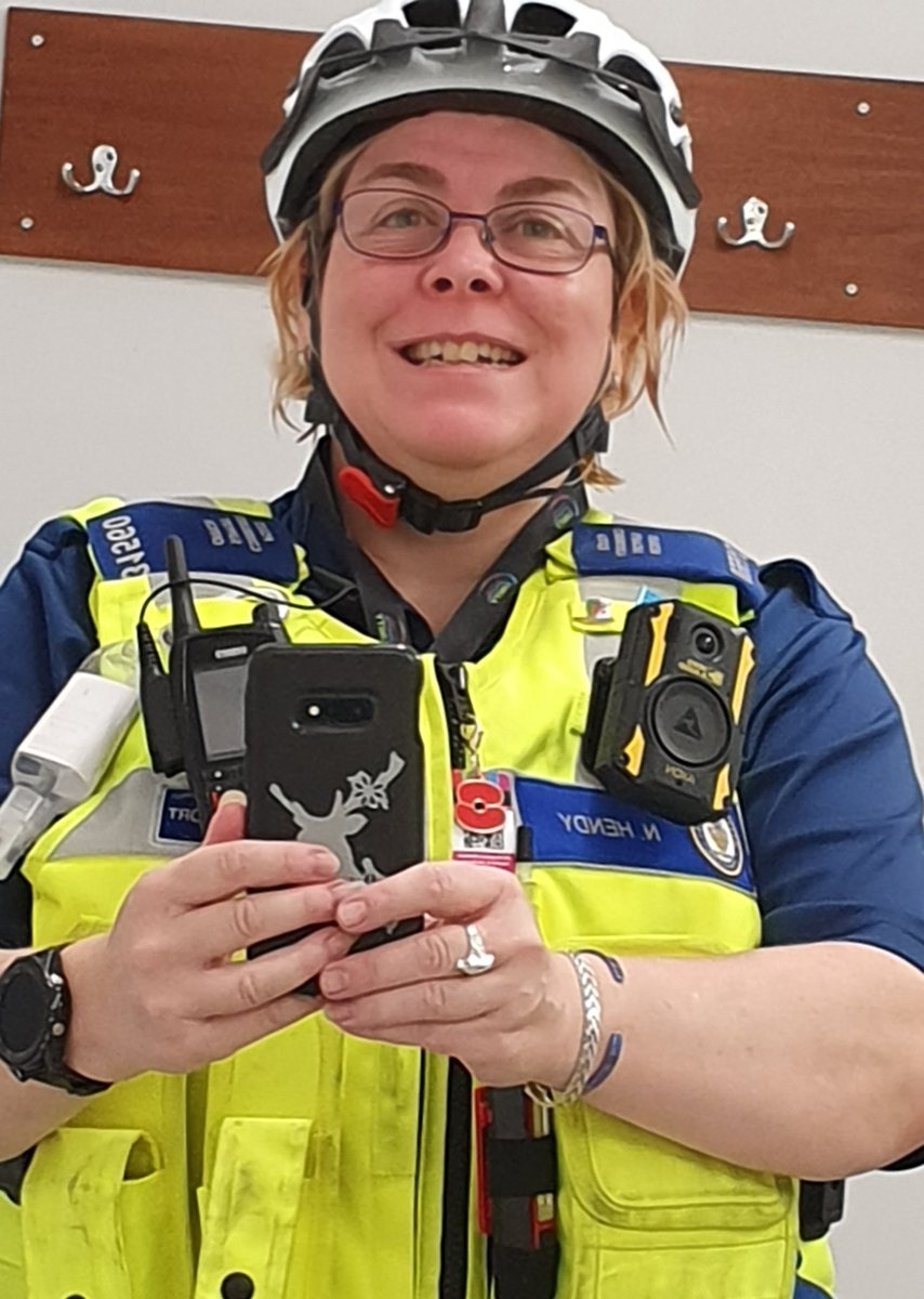 LeosWMP's tweet photo. PCSO Nicky has passed her pedal cycle course today! #itrained #mildymoist #anotherstringtomybow #cycling https://t.co/gTcguUQvlh