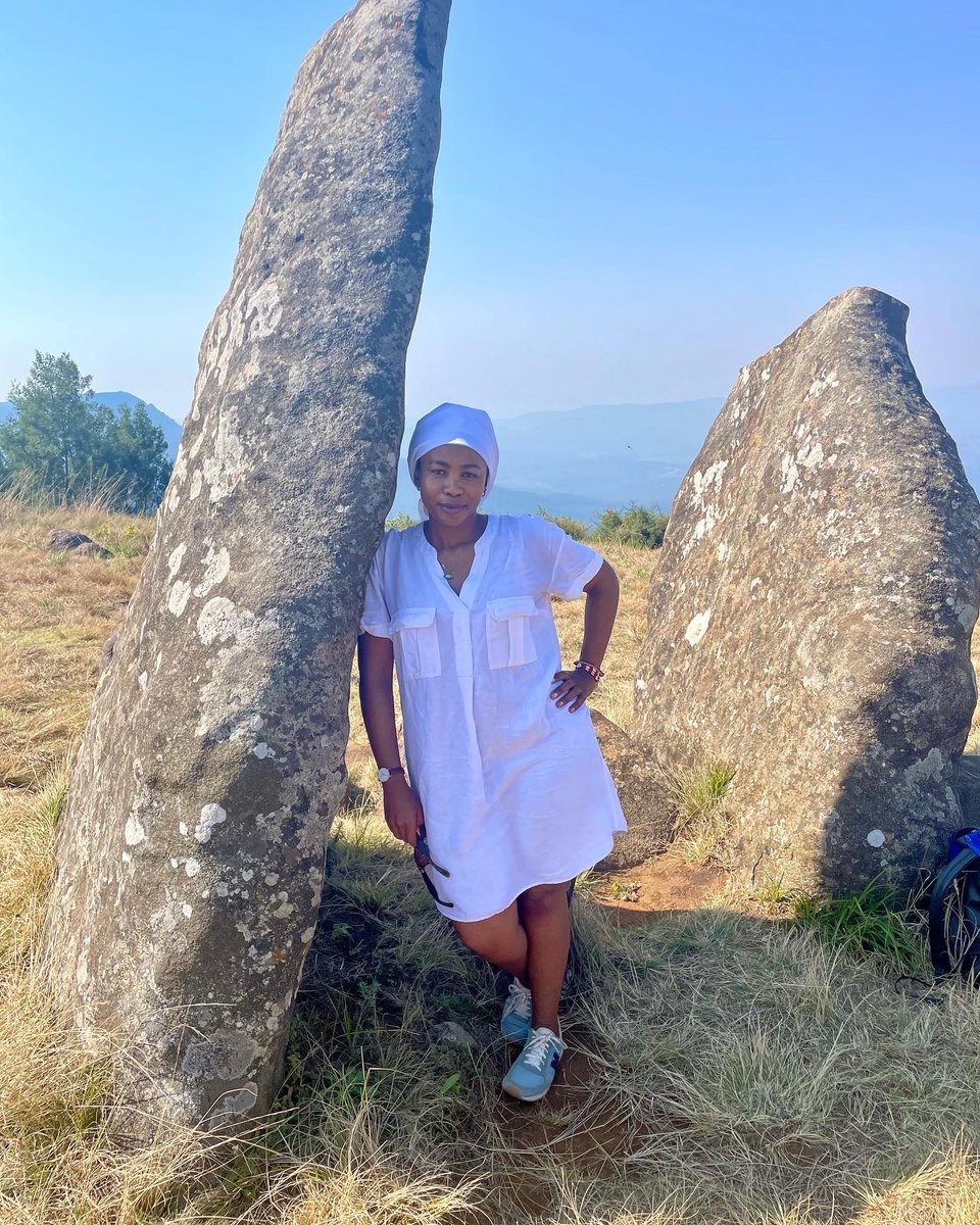 MsMontseM's tweet photo. Inzalo y’langa - home of Anu and Antu. My inheritance.
#thisisafrica #sumerianrecords #sumeriangods https://t.co/0t0QaL6kOl