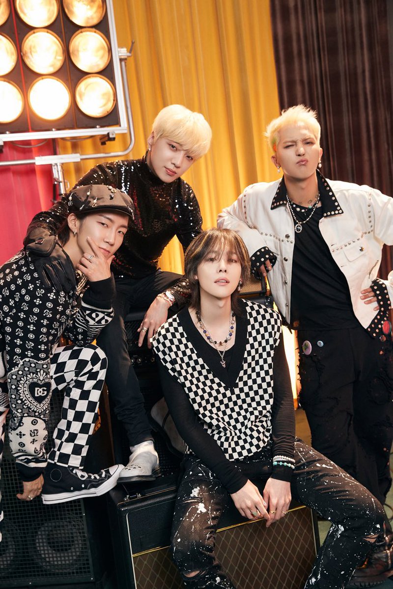 ICHashtagTeam's tweet photo. 🍀 HASHTAG EVENT ACTIVITY 2 🍀

Let’s fill the timeline with WINNER’s attractive visuals. Send your favorite photos of WINNER below 💙✨

QRT OR REPLY WITH TAGS:

🏷 LETS CELEBR8 WITH WINNER #Happy8thAnniversaryWINNER #지켜나가자_위너_8주년_영원히 @yg_winnercity @yginnercircle https://t.co/sFPudO3VSw
