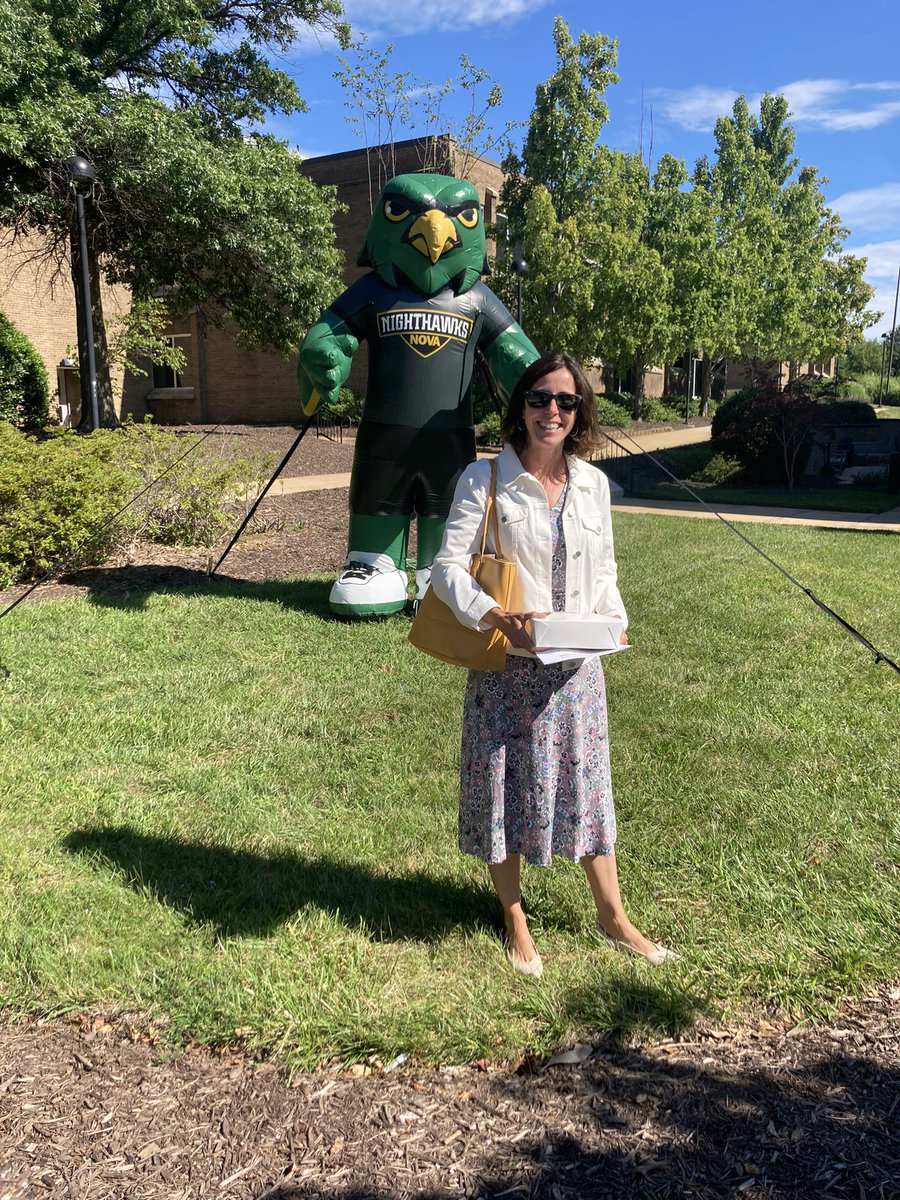 Martha Davis tweet media