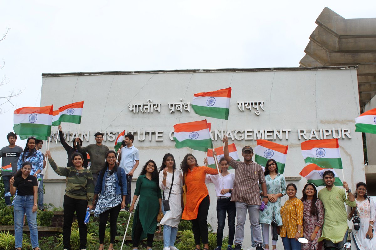 iimraipur's tweet photo. On the occasion of 76th Independence Day, the Media and PR Committee organized the #SelfieWithTiranga campaign, the Students Affair Committee organized a procession to the village, Tendua.
#AzadiKaAmritMahotsav #75yearsofIndependence #IndepedenceDay #IIMRaipur #PanthersDen https://t.co/s5GvmlHbrY