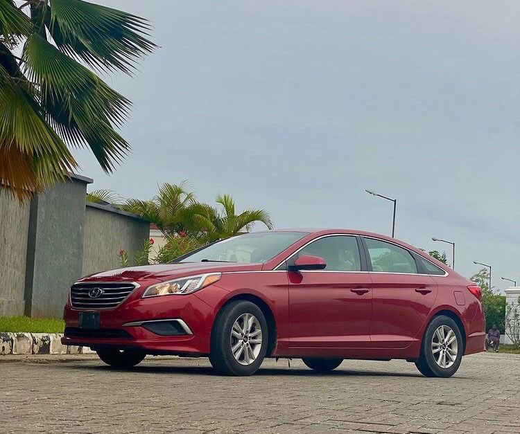 official_dauto's tweet photo. EXTREMELY CLEAN 🥵HYUNDAI SONATA2016 model comes with Bluetooth, reverse camera

Price: 8.2m

Status: Duty paid 
Fault: None 
Location: lagos 

#BBNaija #SheggzOlu𓃵 #Asuuwhy https://t.co/GIDRFUljtz