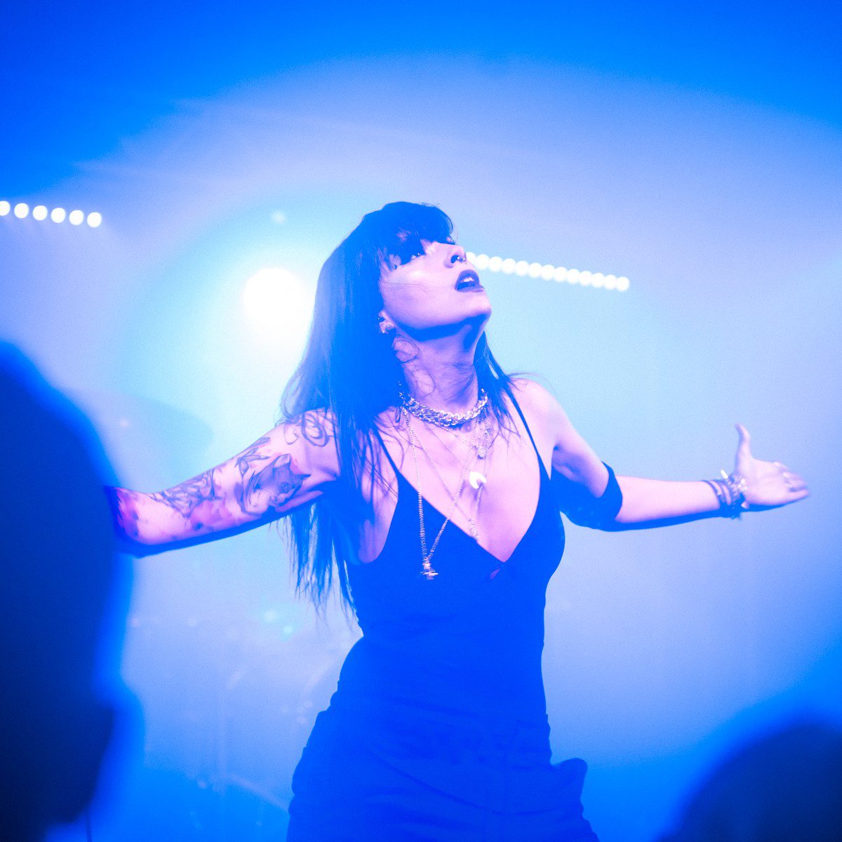 BreakMeDownIT's tweet photo. Breakers! Can't wait to be back on stage and meet you all...but we can say for sure: it will happen soon!
Where do you think we have to play? Name a city here in the comments!
#breakmedownit #backonstage #newgigs #altrenativemetal #femalefrontedmetal https://t.co/sCnYgXFrgh