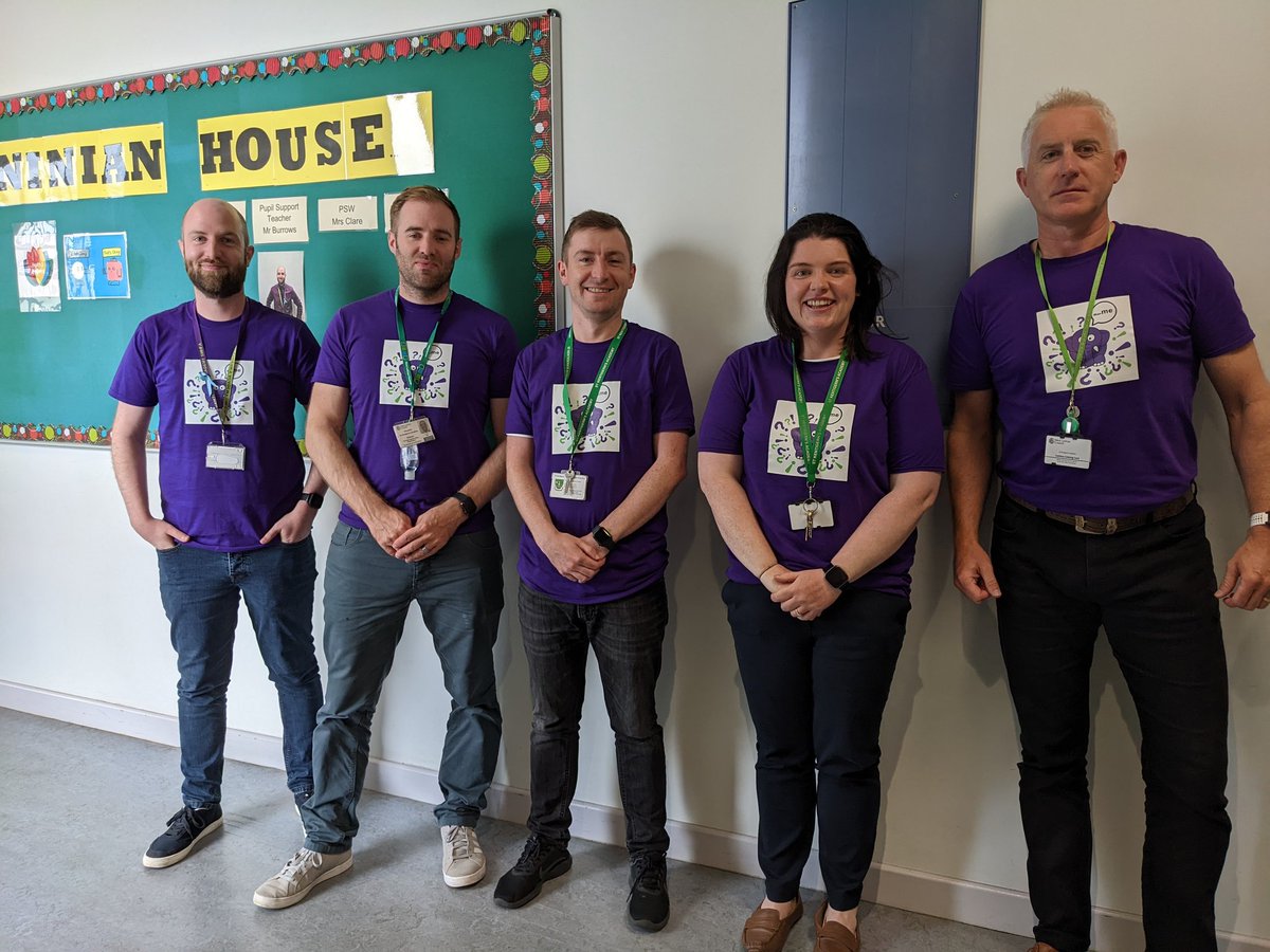 stksupport's tweet photo. Here is the team supporting #kenme t-shirts on the first day back! The start of a big conversation on Mental Health in St Kent's https://t.co/aXwcQdEanR