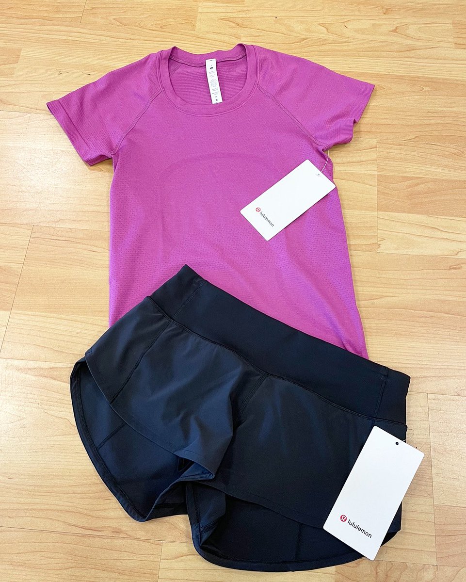 VillageRunner's tweet photo. Did you hear? We now carry @lululemon in our @RivieraRedondo store! #thesweatlife
#VillageRunner #lululemon #redondobeach #runredondo #manhattanbeach #runmanhattan #southbay #runningstore #runningexperts #walkingexperts
#takeourknowledgeandrunwithit https://t.co/mds7e2IAvs