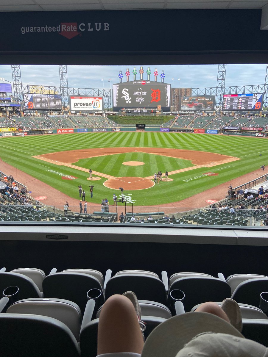 AMASportSIG's tweet photo. Our Summer @AMA_Marketing special session and social were home runs!

Thanks to Dr. Ashley Stadler Blank (@XavierU), Dr. Lane Wakefield (@Baylor_Business), and John Markiewicz (@whitesox) for facilitating.

See everyone in Nashville for AMA Winter in February. https://t.co/ZevZ91WKsG