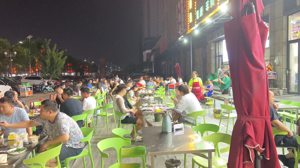 Taodddd's tweet photo. 这个气氛确实比无锡好啊， https://t.co/QGKdLjpkgM