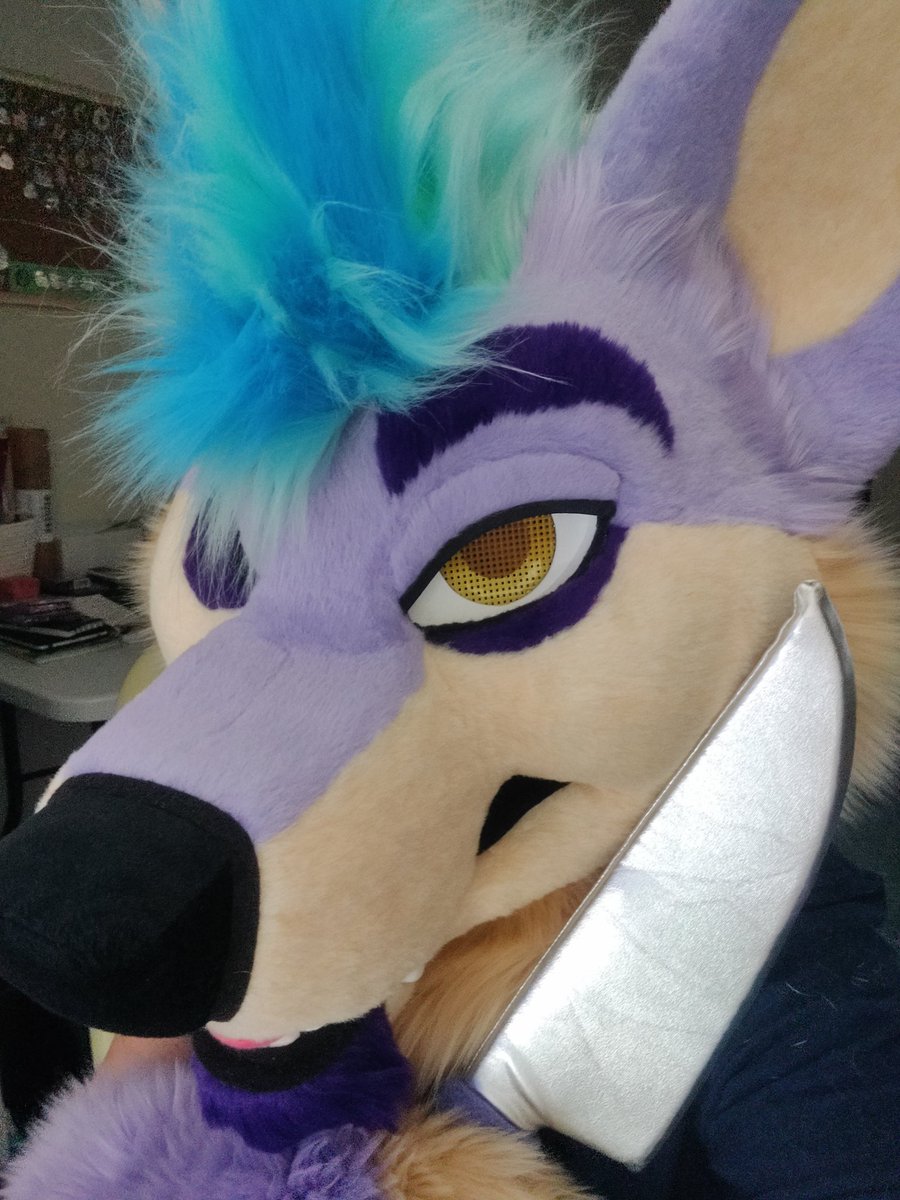 Riley_Coyote_'s tweet photo. Do gay, be crimes!!! 🏳️‍🌈🔪 #TwinkyArtsTuesday https://t.co/iPn9JsPdQq