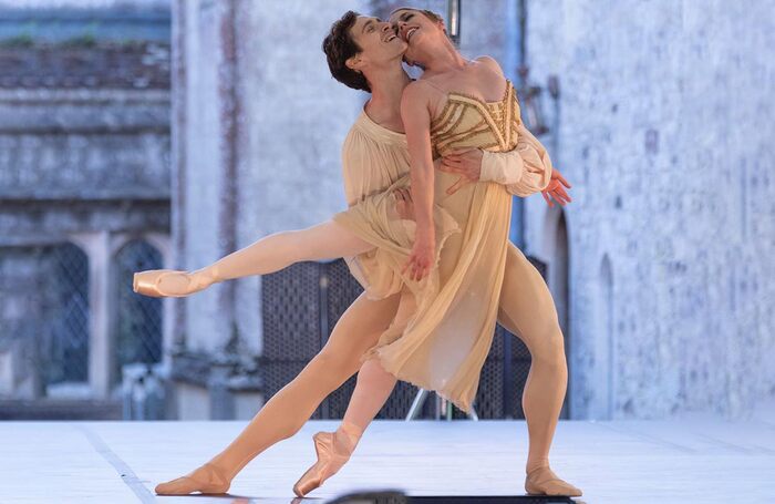 .<a href="/MeaghanGrace/">Meaghan Grace Hinkis</a> leads dancers from <a href="/TheRoyalBallet/">The Royal Ballet</a> and other companies in fundraising effort for displaced dancers from Ukraine and those impact by the pandemic, as part of an event in September bit.ly/3zZogtg