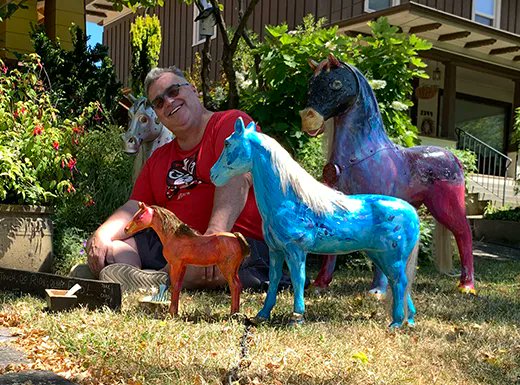 pdxtedperkins's tweet photo. Derek O’Bannon’s miniature equine empires don’t just horse around in Rose City Park. StarNews: https://t.co/g0lGWCylNo https://t.co/8EkrAZlktd