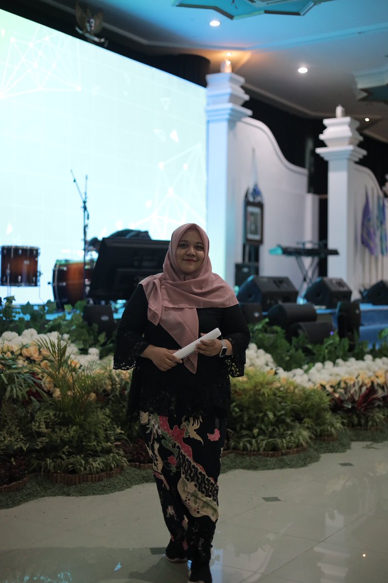 ratna_psari's tweet photo. Finally, this is my final assigment as floor director. https://t.co/SScrxb62zC