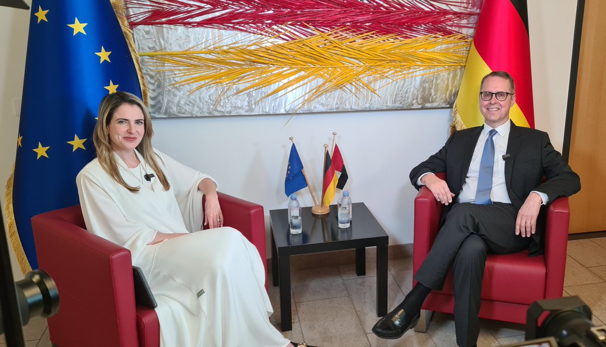 Diplo_Peter's tweet photo. My full interview with @michaldivon of @khaleejtimes about some things I learned and loved in #UAE 🇩🇪🤝🏽🇦🇪
https://t.co/sX9ctDXWSG https://t.co/RcdDBiQDLu