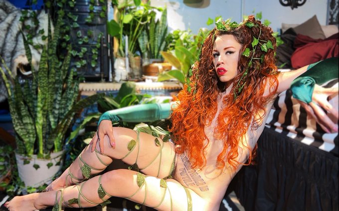 Here is another Poison Ivy preview. This month is epic busy for my other businesses. My computer is fixed<a href="/tag/fitness"class="tags"><span>#fitness</span></a><a href="/tag/slut"class="tags"><span>#slut</span></a><a href="/tag/hustlershot"class="tags"><span>#hustlershot</span></a>