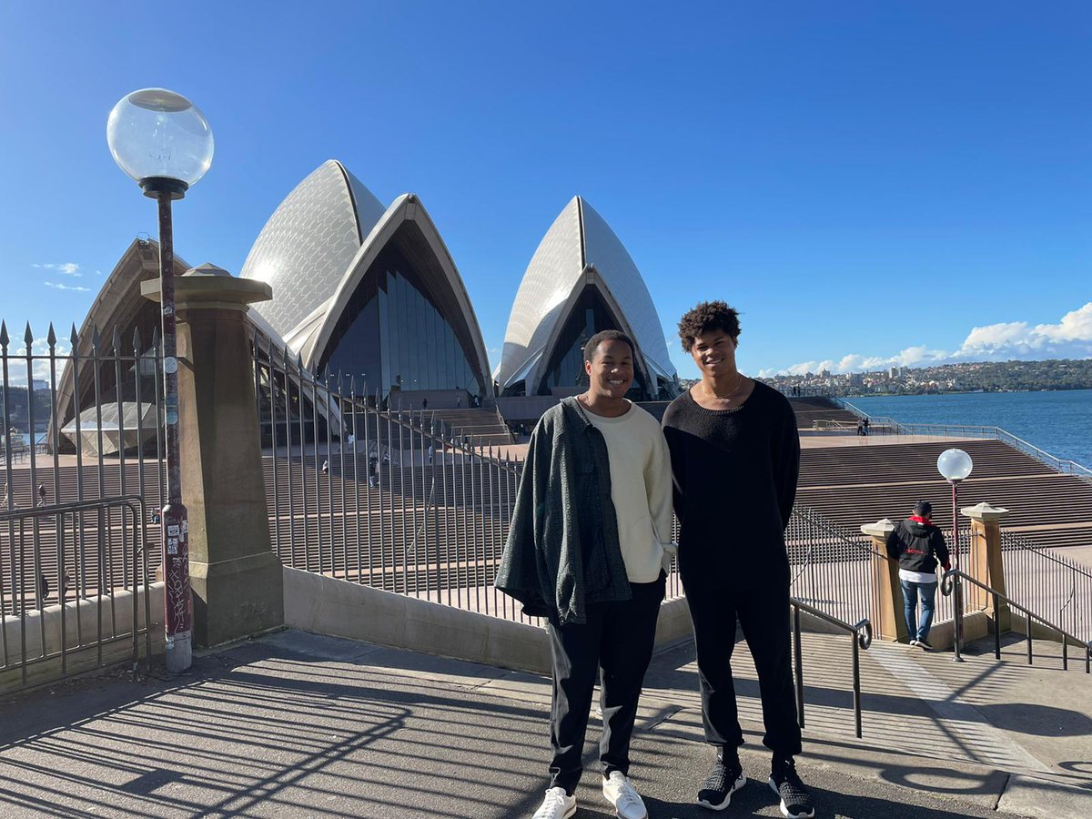 Quick look around Sydney with Braimah last week… having the best time in Aus with the family 🖤 @thekannehmasons