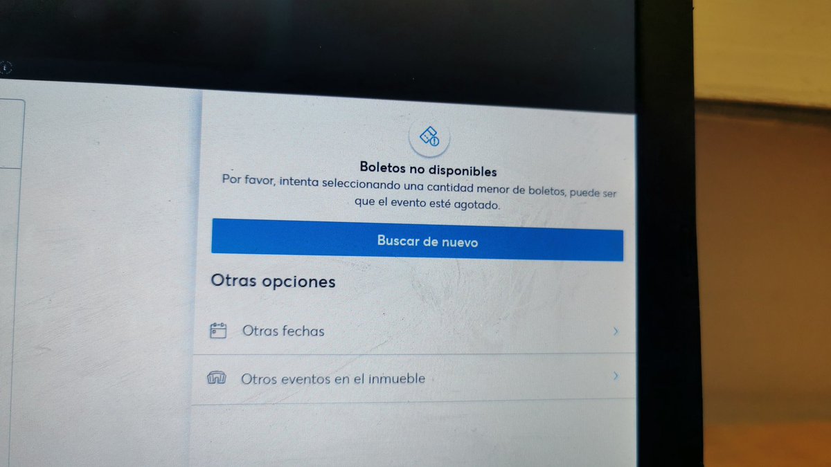 WALLACE_AGS's tweet photo. @Ticketmaster_Me @Banorte_mx @49ers @AZCardinals @EstadioAzteca @NFL Van y chasm, cómo siempre en sus preventas, haciendo solo venta para revendedores, puro fraude, estaba en fila virtual desde las 7 am  y no alcancé boletos. https://t.co/zfSHqiqWR3