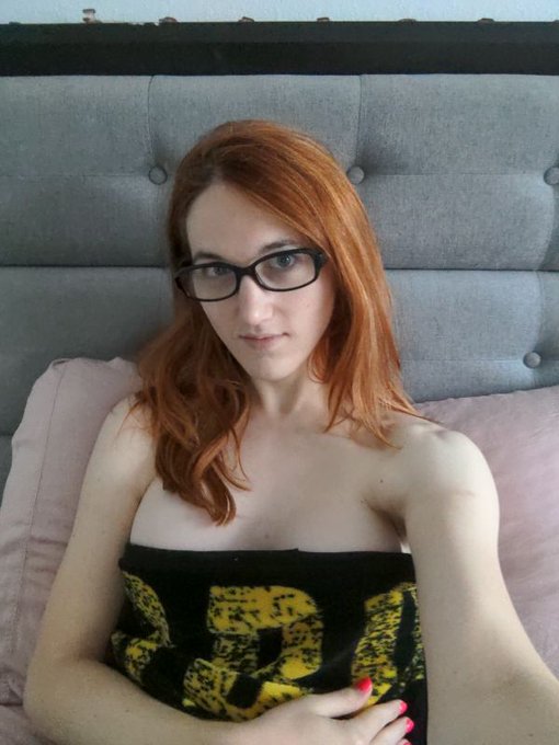 Just woke up. Someone come make me breakfast? 😘 https://t.co/s5AhUbfatc<a href="/tag/mvsales"class="tags"><span>#mvsales</span></a><a href="/tag/mvtrans"class="tags"><span>#mvtrans</span></a>