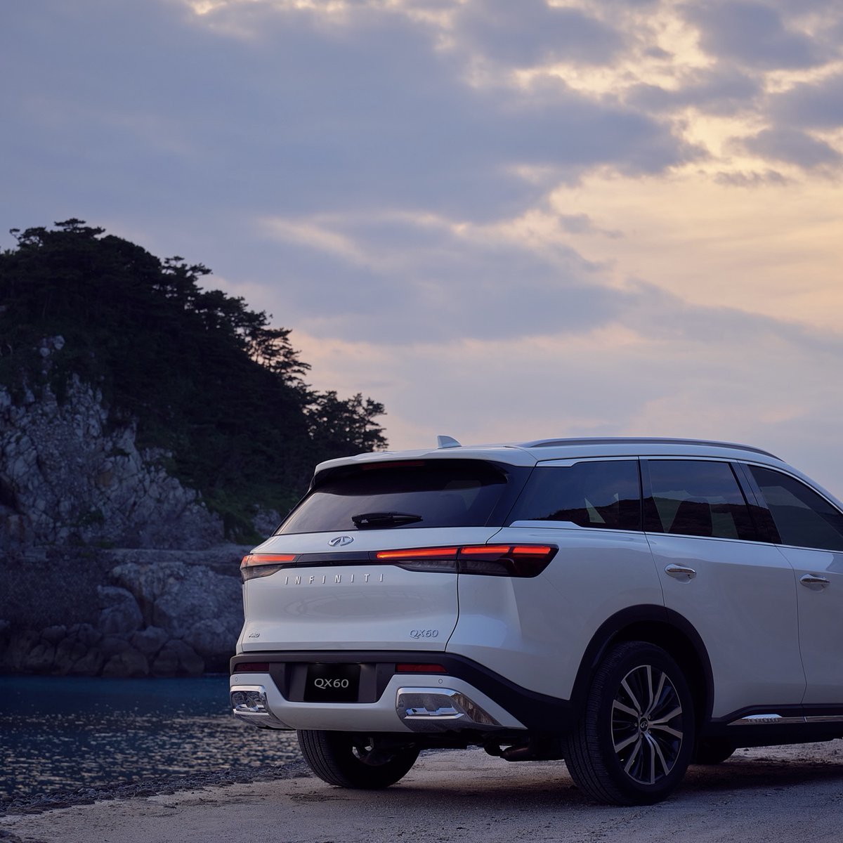 INFINITIMotor's tweet photo. As peaceful as the serenity that comes with listening to the waves on the coast.
Wherever you find your peace of mind this summer, take it on in style.
Discover more.
https://t.co/pvBLdjnki8
#INFINITI #QX60 #TakeOnLifeInStyle https://t.co/i4UnwACt6I