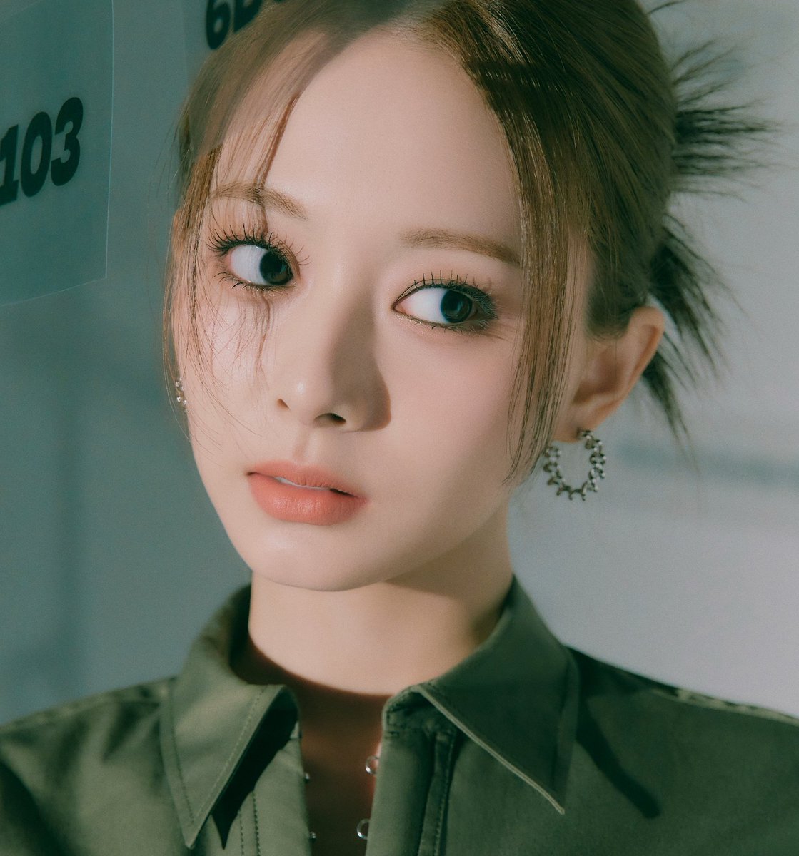 tzuyu's face card never declines