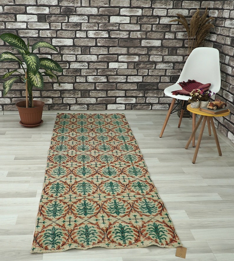 RugsLord's tweet photo. Boho Decor Rug 2.69x7.64 ft H-1950  🙂👍
Wool-Woven-From 70’s 👌💞

https://t.co/IRCUO6mvwM via @Etsy 
#beigerug #4x7rug #smallturkishrug #greenrug #apartmenttherapy #arearugs #beautifuldecorstyles #bohodecor #carpets #decor #vintagerug #vintageruglove #vintagerugs https://t.co/yQ8MAXodSe