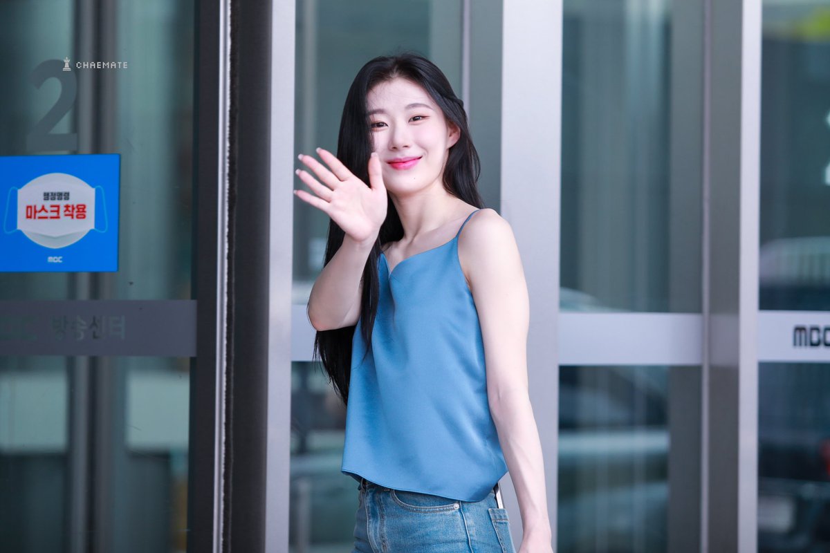chaemate0605's tweet photo. 220719👋🏻 #ITZY #채령 https://t.co/aTVFSfkoHe