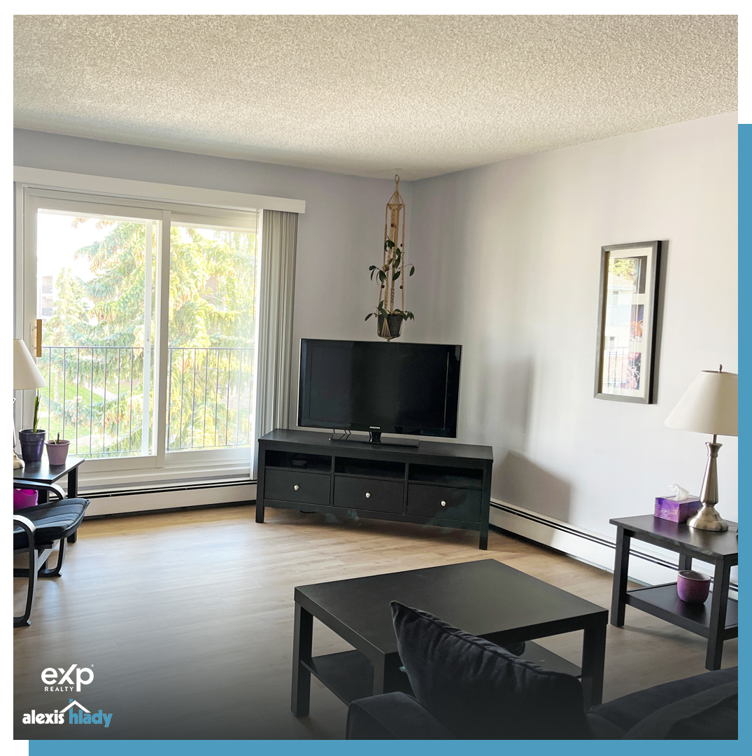 AlexisHomes's tweet photo. Perfect for first-time buyers, investors or students, this is a beautiful south-facing property that has a bright living room, large balcony, and new updates all throughout!

🔹 2 Bedrooms
🔹 1 Bathroom
🔹 Easy access to transit

Call to see | 780.233.5399
--
#Edmonton #YEG https://t.co/DSgj1l2e83