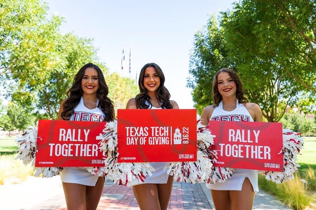ttupom's tweet photo. Happy day of giving at Texas Tech!! 🖤❤️

Rally with us to support the Texas Tech Spirit Squads!!  Use the following link to donate!! ➡️ https://t.co/PcAYloi1P2

#TTUDayOfGiving #RallyTogetherTTU #1923Minutes https://t.co/3xIFAmhRFN