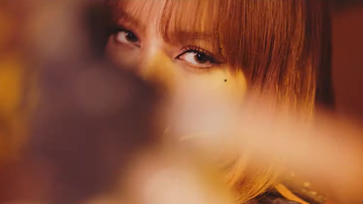 cyanblink's tweet photo. BLACKPINK IS COMING. PINK VENOM SOTY THIS FRIDAY. @BLACKPINK https://t.co/PJNhQicucF