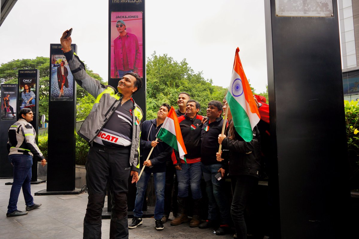 Ducati_India's tweet photo. This #InependenceDay, DOC Pune rode to the forefront of the true expression of freedom. Ducatisti came together as one, riding across the city with pride and the unwavering spirit of unity. Thanks to Ducati Pune for the great initiative! 🇮🇳
#DucatiIndia #IndependenceDayRide https://t.co/8YDENfhuOQ