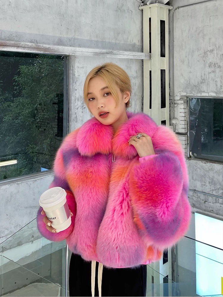 Show_Me_Fur's tweet photo. Fox fur jacket with best quality,full fox fur skin.
WhatsApp +8613632470124.
#dream #reelslove #dronelove #foxfurry #foxcoat #chinchillacoat #fur #welovefur #furtimes #furpassion #beauty #furlady #furlover #furfashion #furcoat #luxurygoals #moneymindset #luxlifestyle #richlife https://t.co/I3PtI8tza8