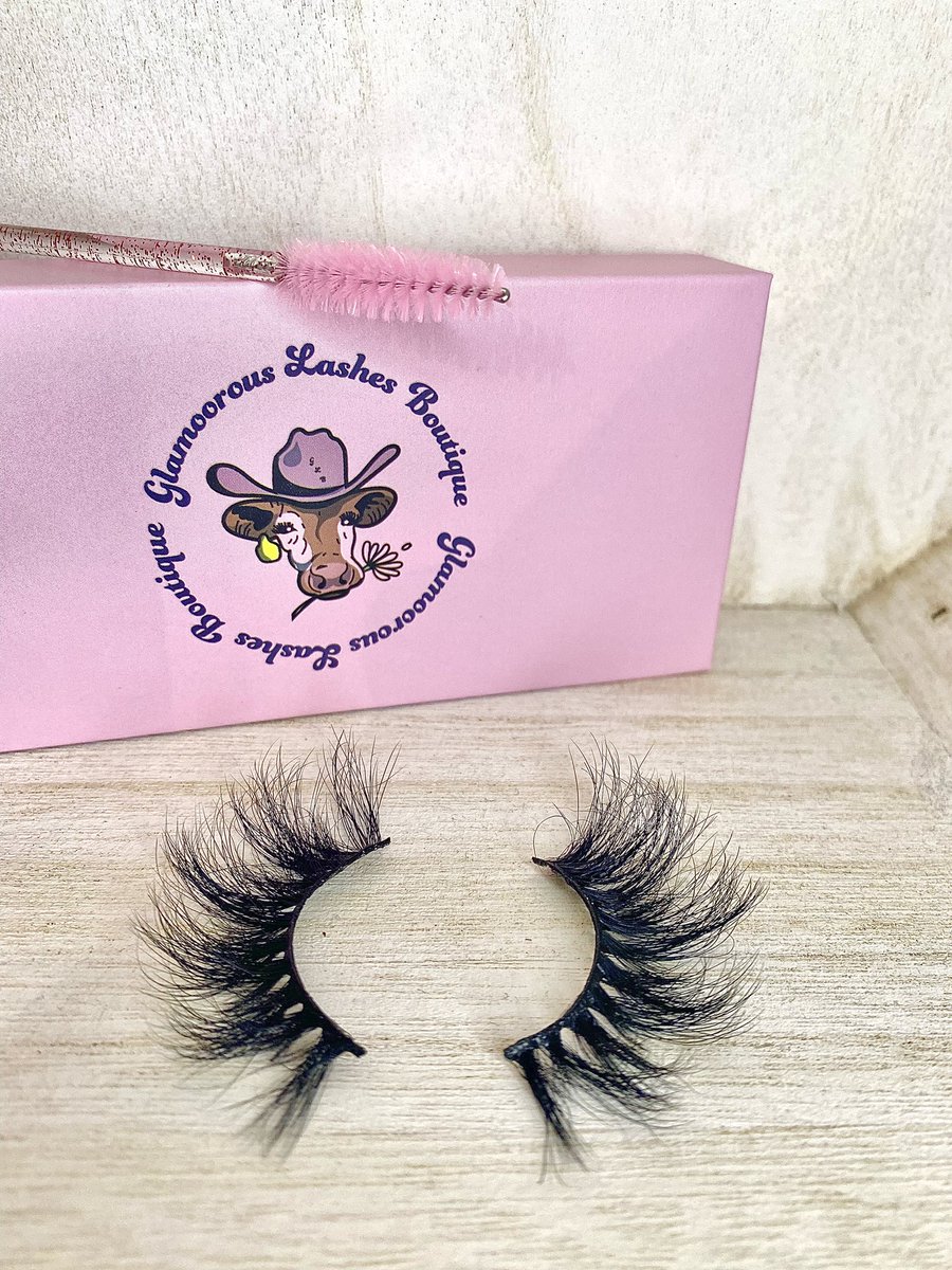 GlaMOOrous_'s tweet photo. $7 LASHES plus an extra 20 % with code “BDAY” 🎉 

RT AND ILL ENTER YOU IN A LASH GIVEAWAY!!! 💞🚨🚨🚨

https://t.co/uz44jGDoZg https://t.co/x8FwSr3Ybs