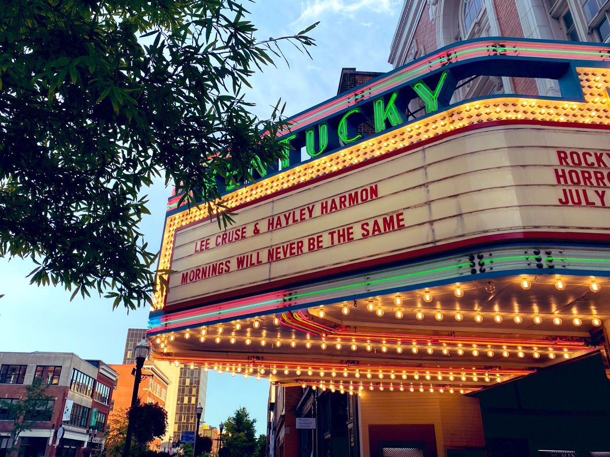 Hayley_Harmon's tweet photo. Central #Kentucky friends, see you from 5-7 am starting next Monday, August 22 on @ABC36News! @leecruse 🙌 https://t.co/e0OMEVu0t6