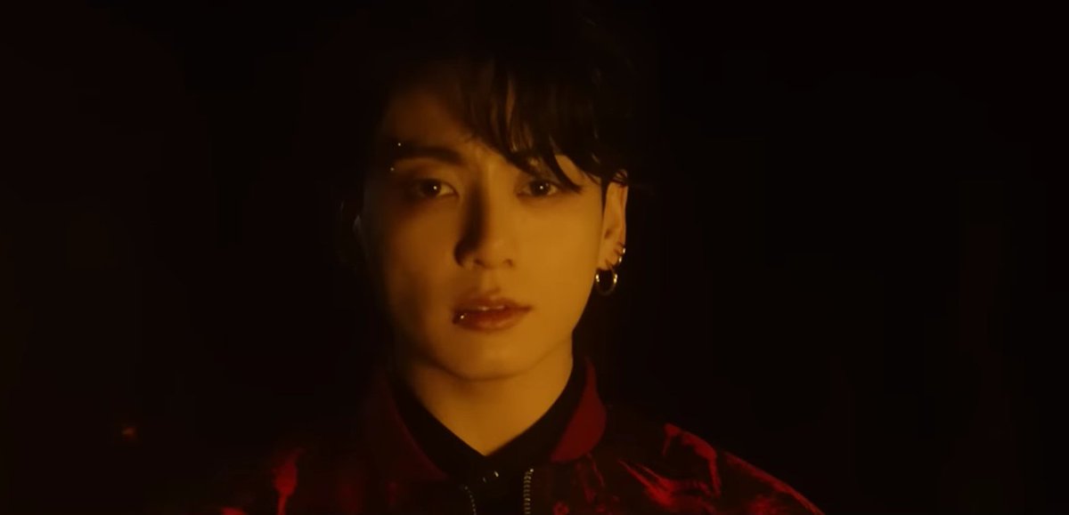 sugadboy's tweet photo. — Se acaba de lanzar el concept film del proyecto fotográfico de #JUNGKOOK: "Me, Myself, and Jung Kook".

(https://t.co/pq59klw9xC)

#Photo_Folio #Editor_JK https://t.co/7LNk7MsxxN