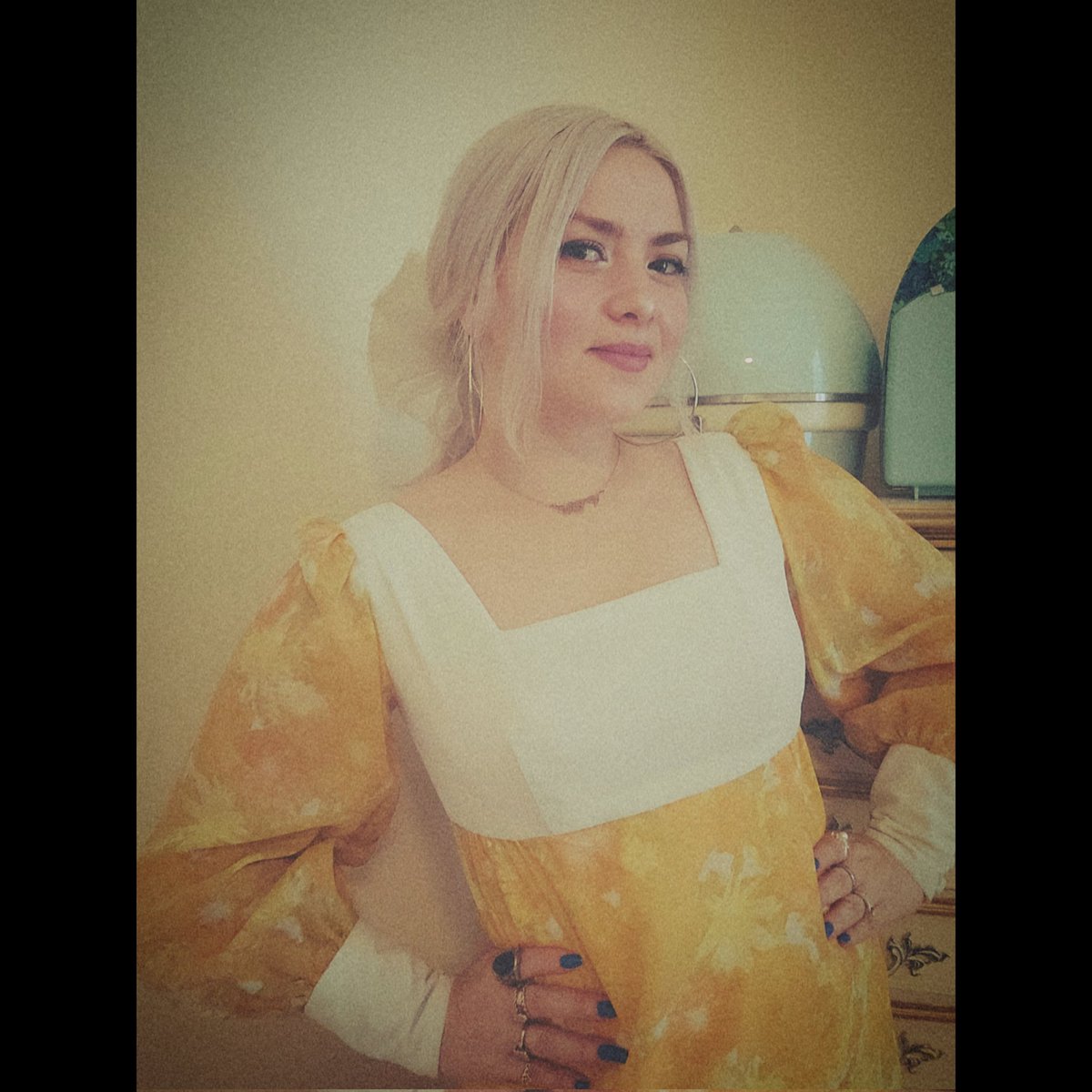 WildFireVintage's tweet photo. Going thrifting! Hope I find some goodies🤞🏻💛🙂
#tuesday #thrifttuesday #goodvibesonly #thriftday #gonethrifting #thriftlife #vintageshopping #vintagelover #vintagereseller #vintagecollector #groovyvibes #vintageoutfit #ootdstyle #thrifter #wildfirevintage https://t.co/0iadWO1pv6