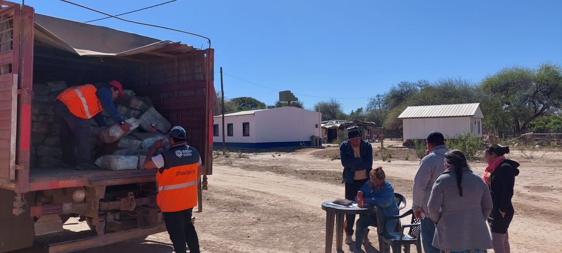 📍 POLÍTICAS SOCIALES 

💪🏽Focalizado continúa los 
operativos territoriales

➡️ Junto a agentes de gobiernos locales y de APS articulamos asistencia para la entrega de asistencia alimentaria a familias originarias de diversos puntos de la provincia.