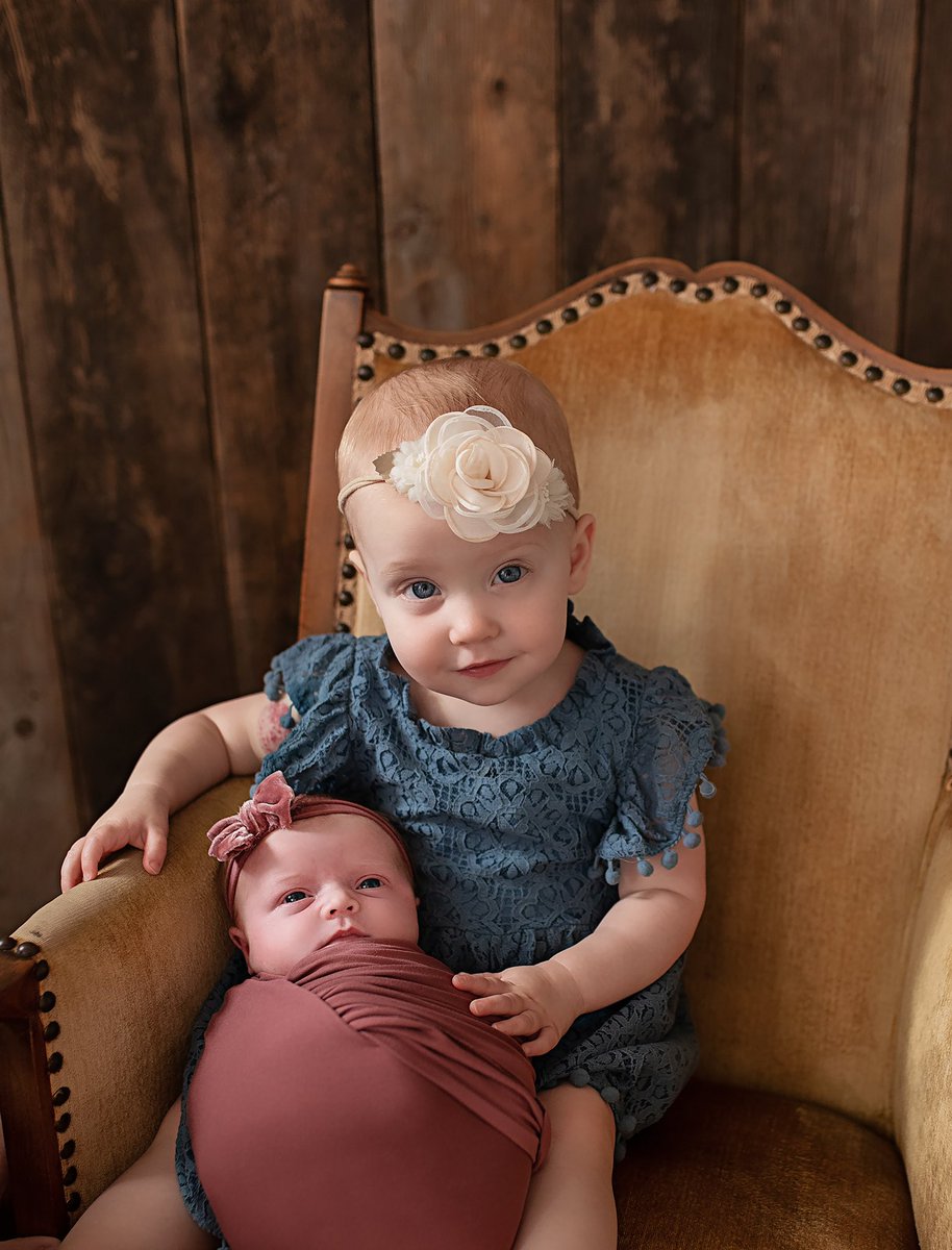 CorbinKehoe's tweet photo. Funny that I even thought for a second that I’d be able to say “no” to these two #MsCooper #MsCollins #KehoeFamily https://t.co/HNZaV4JPyQ
