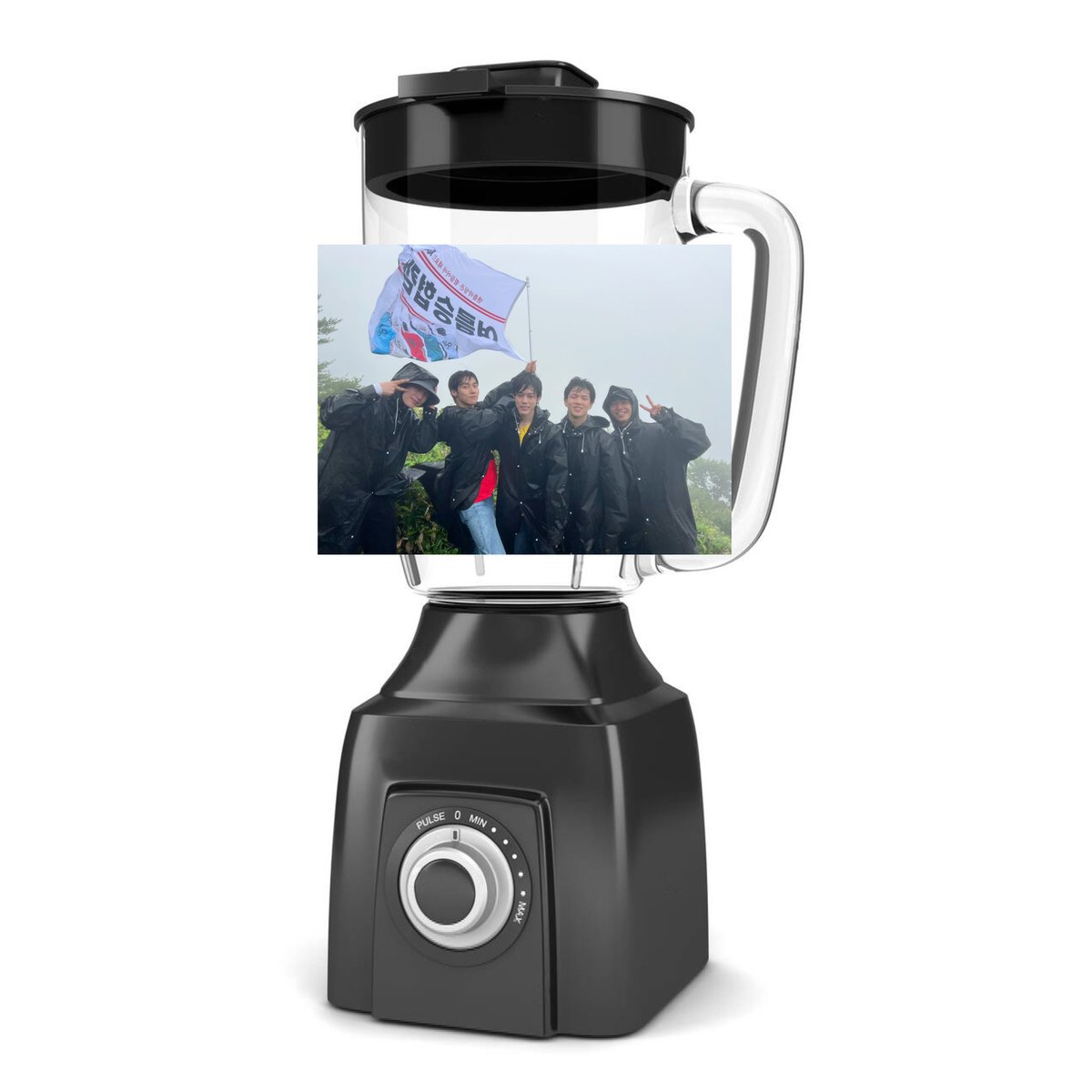 favblender's tweet photo. n.flying are in the blender https://t.co/yEYN4sdRJN