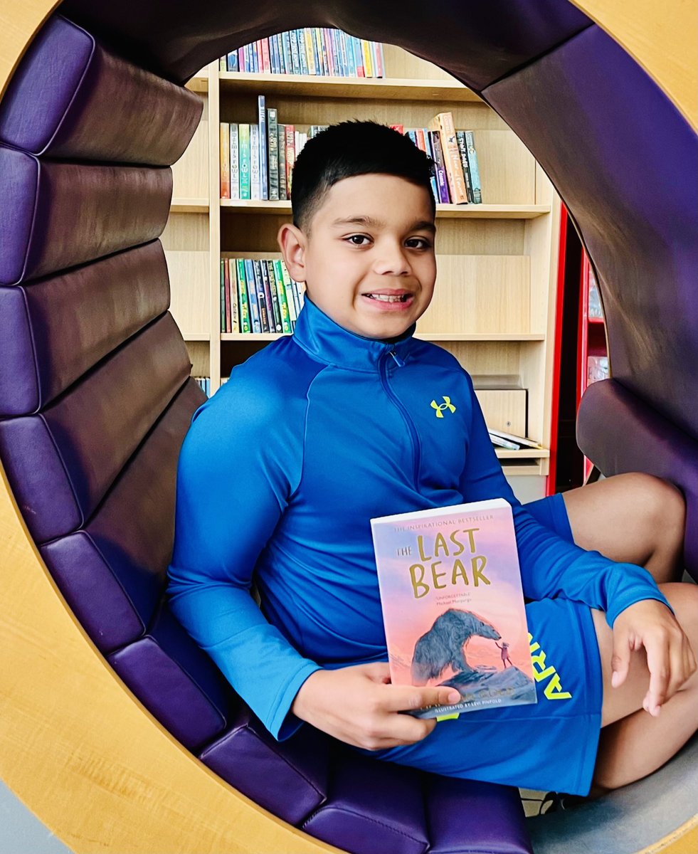 MilanKumar2012's tweet photo. 📚 #SummerReadingChallenge2022
Book 5️⃣ The Last Bear by @HGold_author #Boltonlibrary #ReadMCR @HarperCollinsCh #BPBA #wcbp22 https://t.co/X1zBep3obg