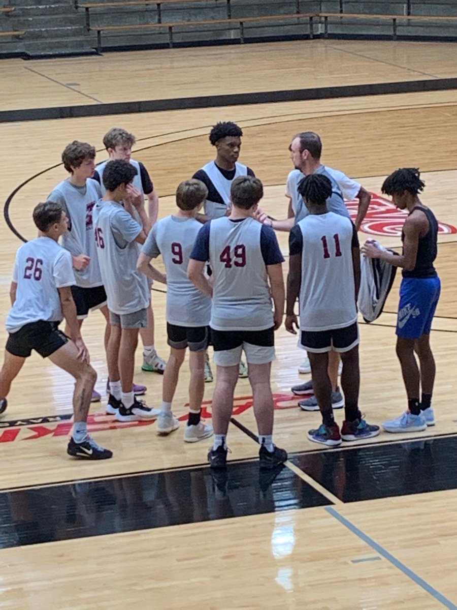 JacobyBell2024's tweet photo. #11…Had a great morning this past Sunday @UIndyMBB. I learned a lot from the coaches there and met a lot of great players. Hope to get another chance to visit @CoachMBurris @onimpact3 @ncsa https://t.co/rfzMeLY9Ye