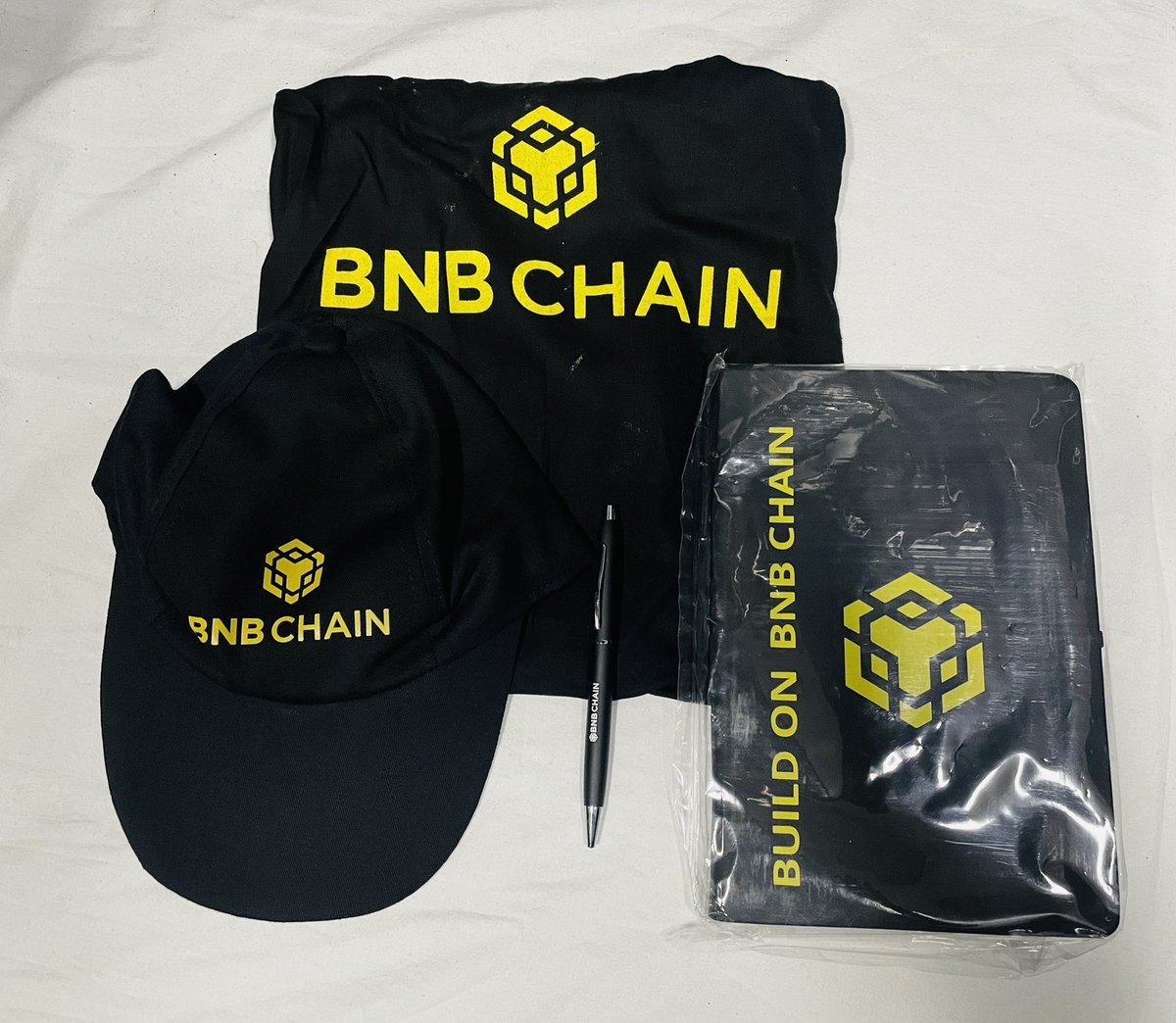 Divyeshgupta_'s tweet photo. Last night had a Insightful conversation  with the #Web3 people at the @BNBCHAIN Community Meet-up in Goa. 

They should organise such meetups frequently so that we can network with more and more people.
@ritikjain_eth @ExpeleeOfficial @binance #bnb  #bnbchain #goa https://t.co/M9hBnAQqTX