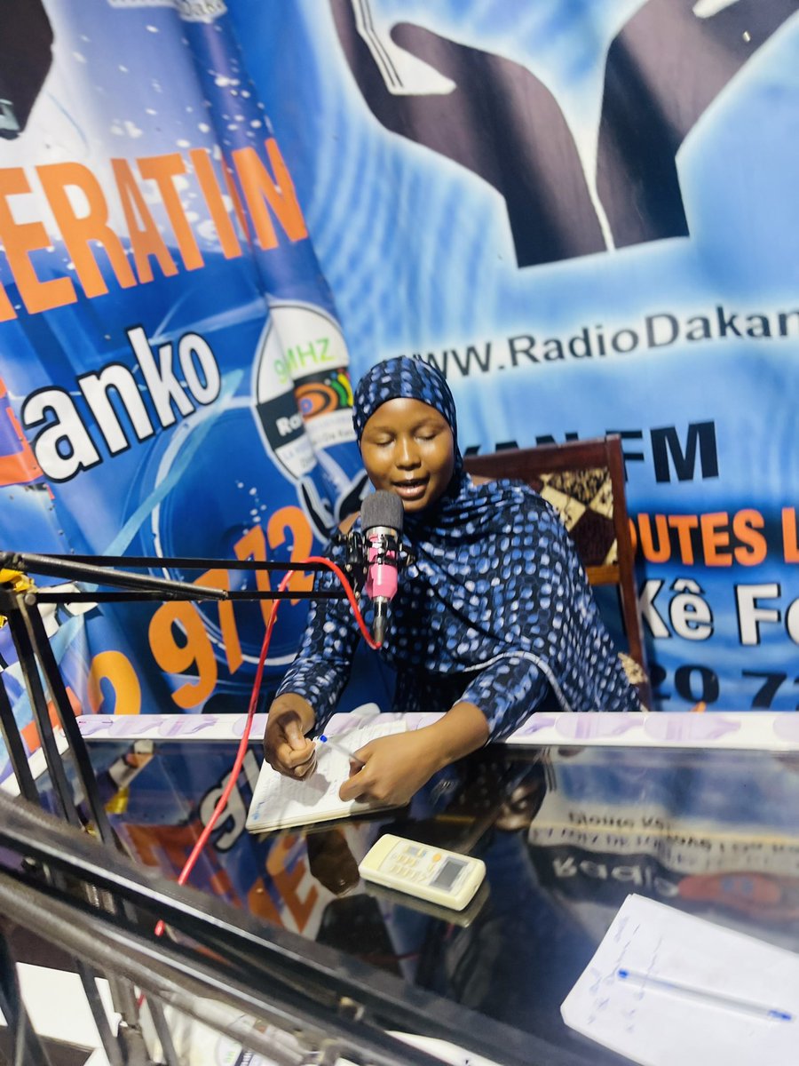 Les photos et les images de notre campagne à l’occasion des vacances scolaires par la sensibilisation des jeunes du district de Bamako