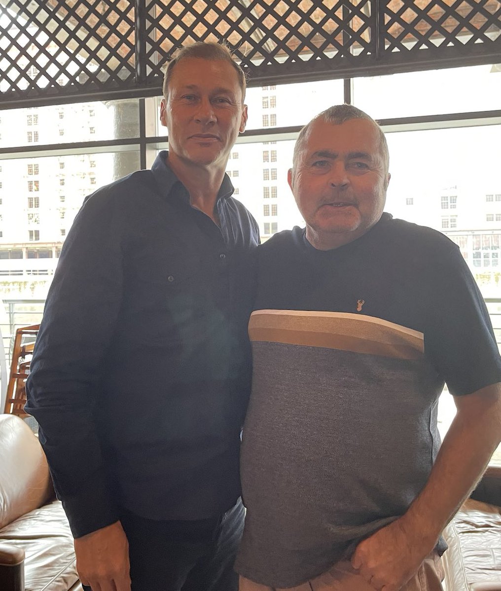 We’ll that’s Chris happy for the next couple of days - bumped into his hero Duncan Ferguson