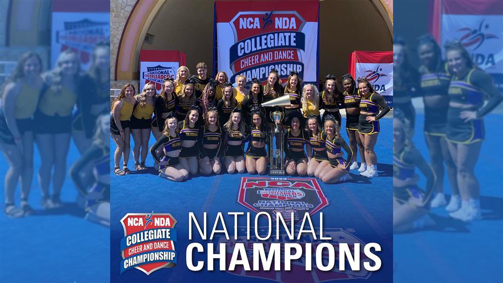 ElmiraCheer's tweet photo. https://t.co/c5ZxL6kP58                                Help EC Cheer reach another National Championship!!! https://t.co/PU2jn5YSMH