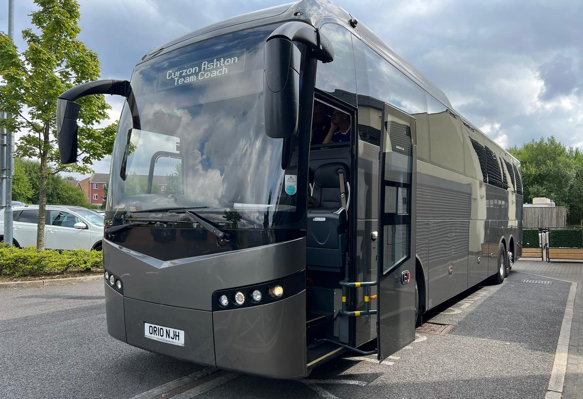 CurzonAshton's tweet photo. 🚨 ANNOUNCEMENT 🚨

🚎 We are delighted to announce that @OCoaches will be our official travel provider for the 2022/23 season! 

#UTN https://t.co/n0s9INED0i