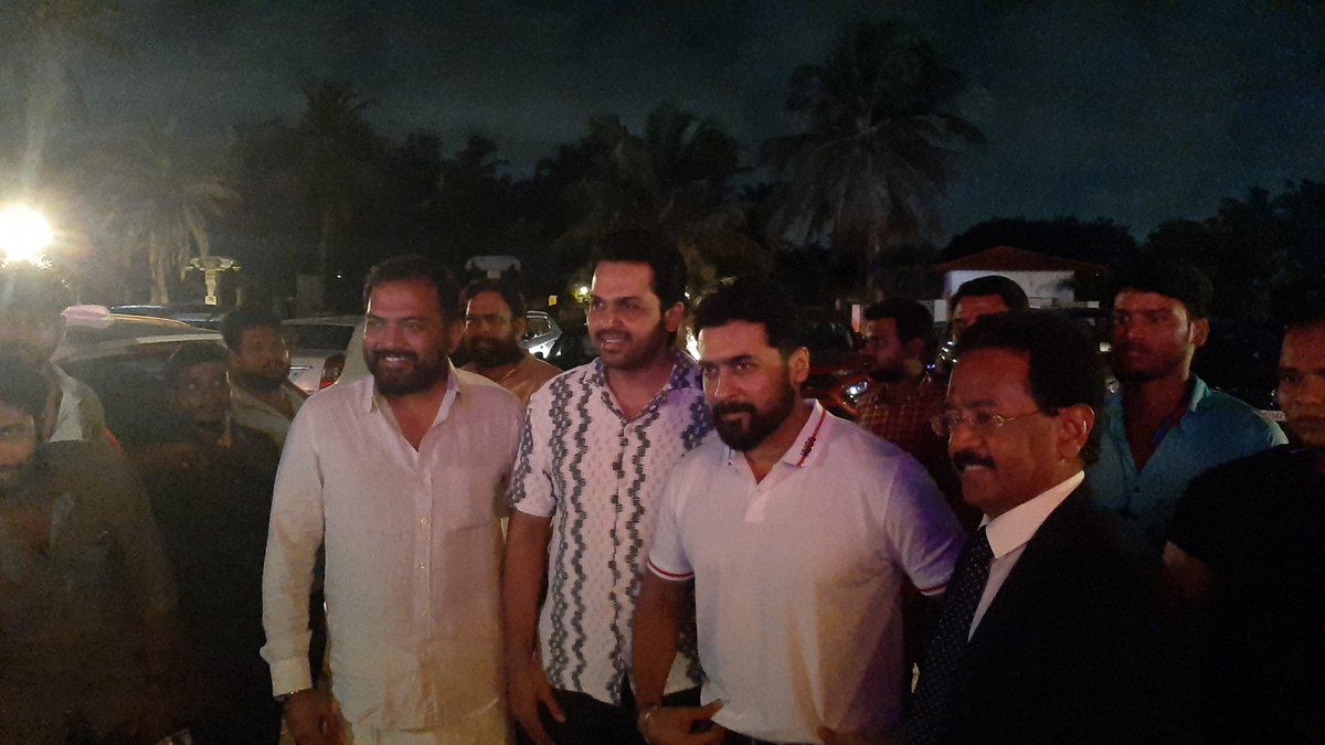 Maaran Trolls ™ tweet media