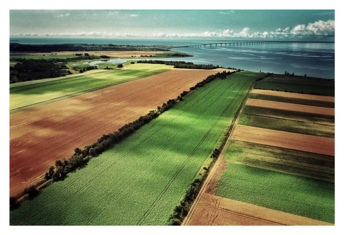 Confederation Bridge #bridge #confederationbridge #pei #princeedwardisland #landscape #landscapephotography #drone #dronephotography #uav #overheadphotography #dji